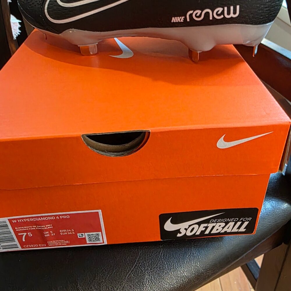 Nike size 7.5